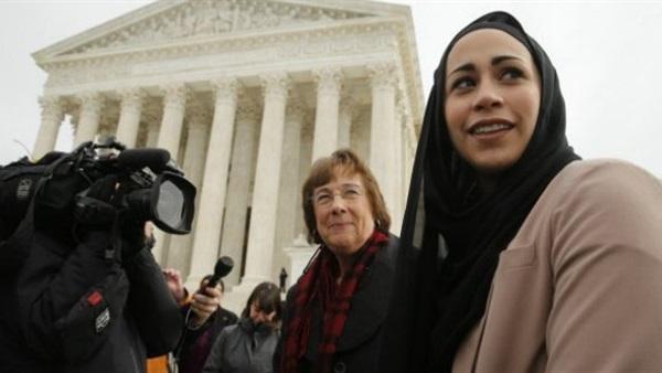حكم في أمريكا لصالح مسلمة رفضت شركة توظيفها بسبب الحجاب