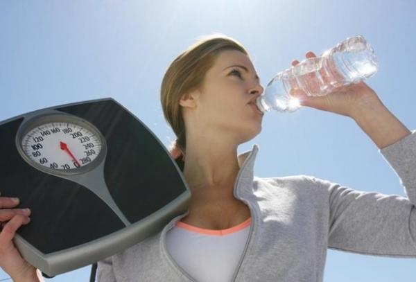 جربي ريجيم الماء لإنقاص الوزن