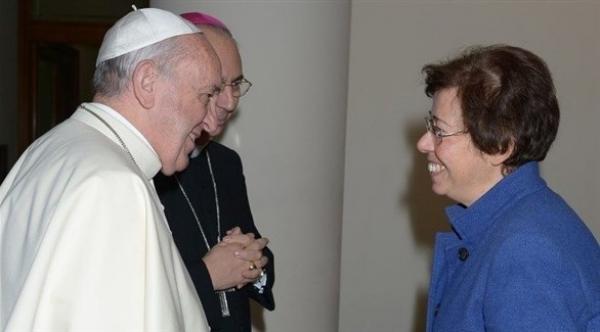 لأول مرة في تاريخ الفاتيكان.. امرأة تتولى منصبا دبلوماسيا رفيعا
