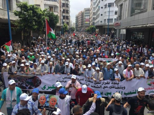 "القدس" توحد المغاربة في مسيرة ضخمة و"العدل والإحسان" ترسل رسائل قوية