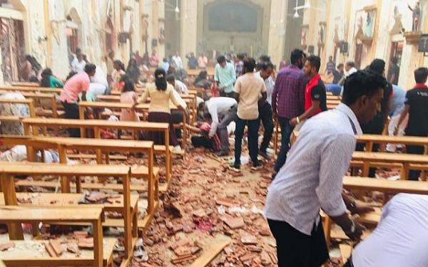 الإرهاب يضرب من جديد: أكثر من 138 قتيلا في اعتداءات استهدفت كنائس وفنادق بسريلانكا