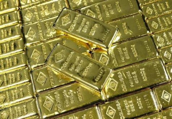 الذهب يتحول للهبوط مع تراجع خسائر الدولار