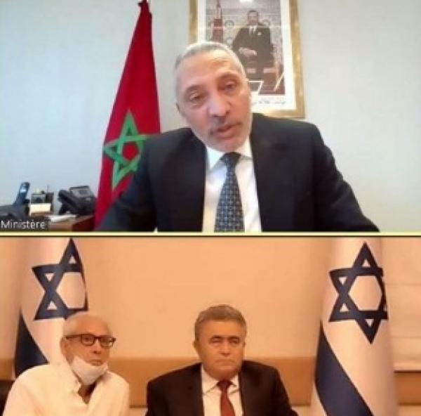 "العلمي" أول وزير مغربي يجري مباحثات رسمية مع نظيره من إسرائيل