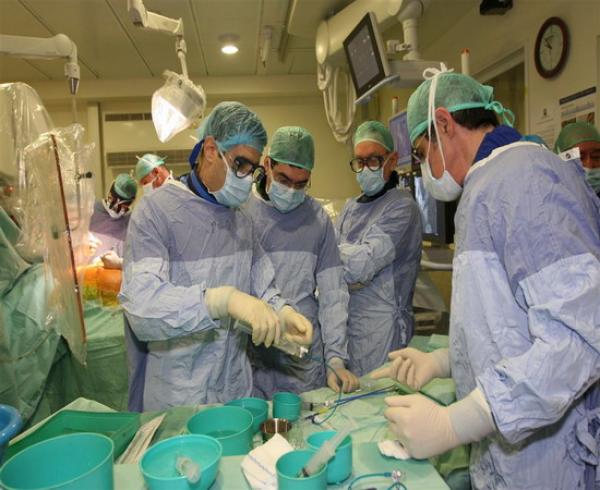 إجراء عملية جديدة لزرع الكبد بالمركز الاستشفائي الجامعي محمد السادس بمراكش