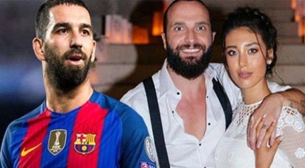 محاكمة لاعب برشلونة السابق بتهمة الاعتداء على مغني في ملهى ليلي