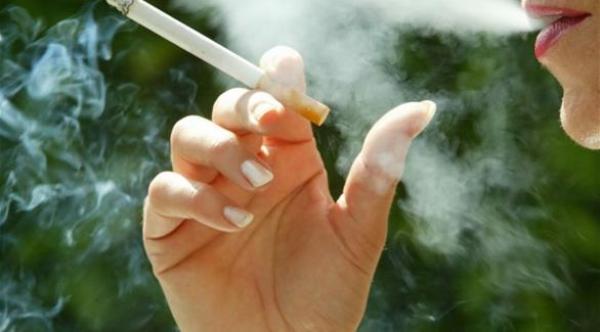 هاواي أول ولاية أمريكية ترفع سن التدخين لـ 21