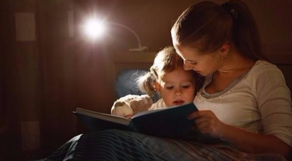 مواعيد النوم المنتظمة للأطفال تحميهم من السمنة