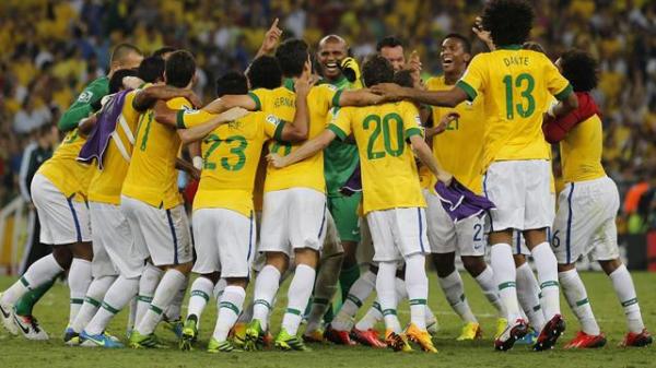 البرازيل الأولى عالميا في تصدير اللاعبين المحترفين في 2014