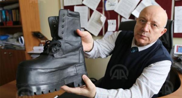 بالصور.. جامعة تركية تنتج حذاءً عسكرياً يحمي القدم من الألغام