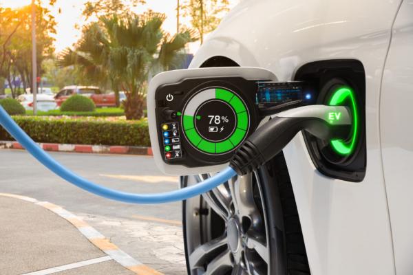 كيف ستتطور بطاريات السيارات الكهربائية في المستقبل؟