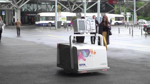 بالفيديو: هذا الروبوت سيجعل من سفرك سهلاً ومريحاً