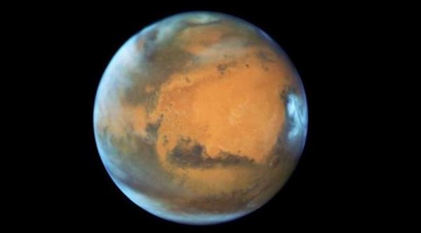 صور تكشف أن المريخ يخرج من عصر جليدي