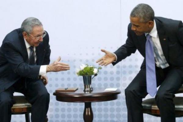 لقاء تاريخي بين أوباما وكاسترو في بنما