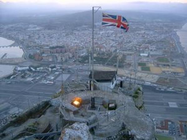 إسبانيا تريد إقحام المغرب في "حرب الاستنزاف" التي تخوضها من أجل جبل طارق