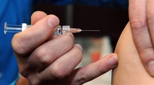 اللقاحات الحية خطر على مرضى الروماتيزم