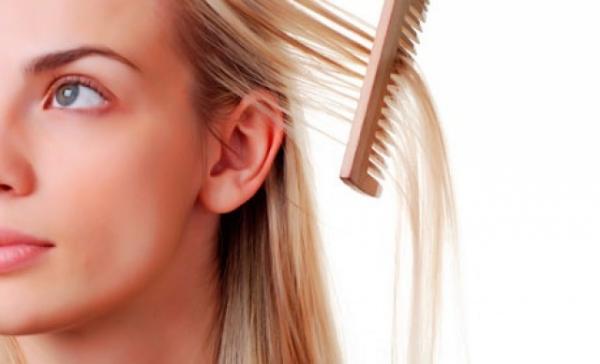 أهم أسباب تساقط الشعر عند المرأة