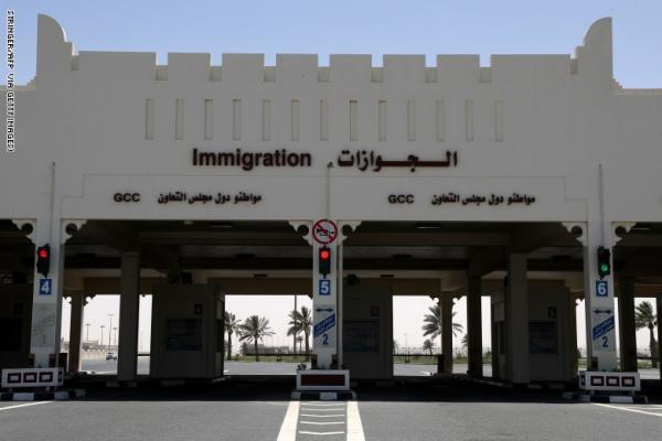 وزير إماراتي: التجارة وحركة التنقل مع قطر ستعود خلال أسبوع