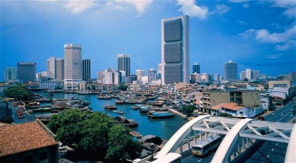 سنغافورة تنافس طوكيو لتصبح أغلى مدن العالم للأجانب