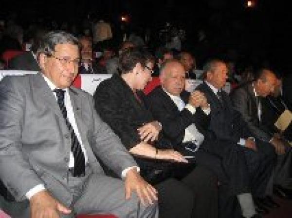 تكريم حسين فهمي في افتتاح المهرجان الدولي لفيلم المرأة بسلا
