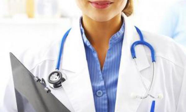 ضبط طبيبة نساء تابعة للقطاع العام "تهرب" مرضاها إلى عيادة خاصة