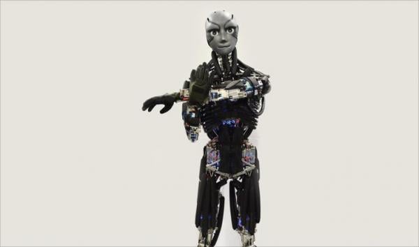 بالفيديو : باحثون يابانيون يبتكرون أحدث روبوت على شكل بشري