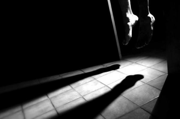 مراكش: التحقيق في انتحار عشريني في ظروف غامضة