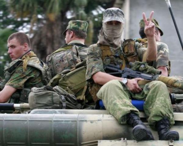 القوات الروسية تتجه لمعقل داعش .. و"بوتين" يطلب من قواته الإبقاء علي "البغدادى" حيا وإحضاره لروسيا