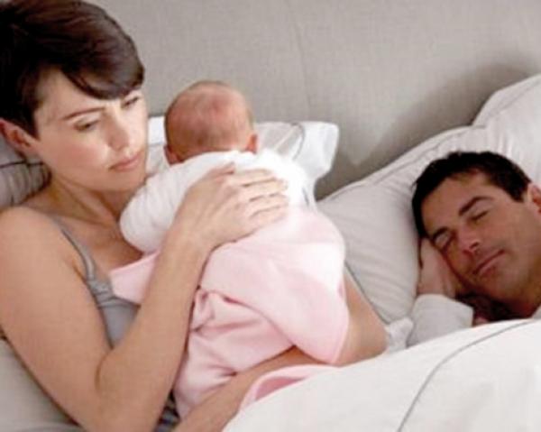 هل تستمر السعادة الزوجية بعد الولادة؟