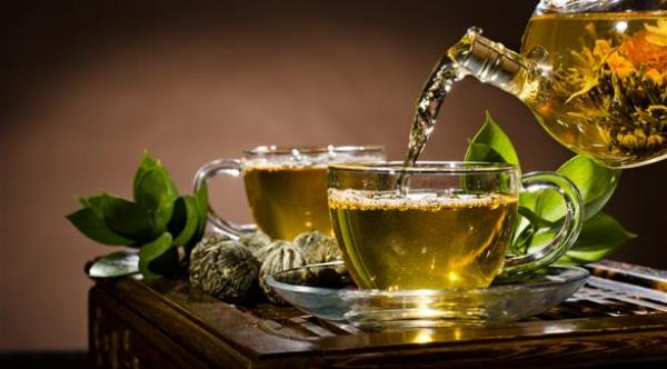 كيف يساعد الشاي الأخضر على التخسيس؟