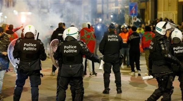 بسبب تجمعات احتفالية .. الشرطة البلجيكية تعتقل 18 مشجعا بعد تأهل الأسود