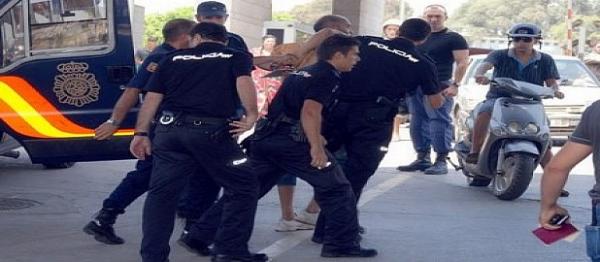 إسبانيا : اعتقال الجزائريين اللذين اعتدوا على شاب مغربي وهذا  هو جديد القضية