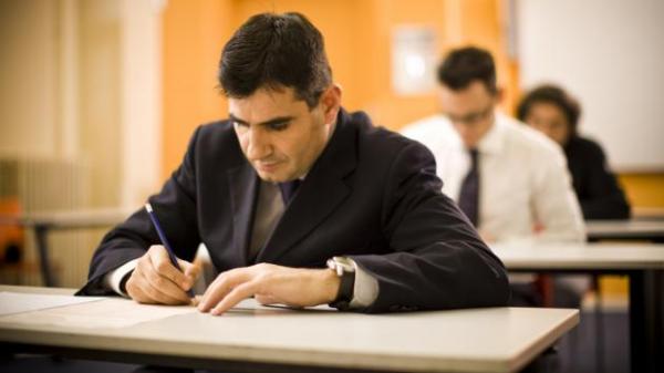 خطأ في ورقة تصحيح الامتحان المهني يثير زوبعة بين أساتذة التعليم الابتدائي