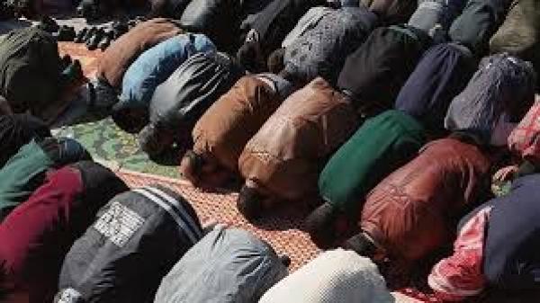 سلا : مواطنون يتهمون امام مسجدهم بالشعوذة و الصلاة بغير وضوء 