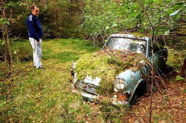 بالصور.. فنلندي يعود لموطنه بعد 40 عاماً ليجد سيارته بالمكان نفسه