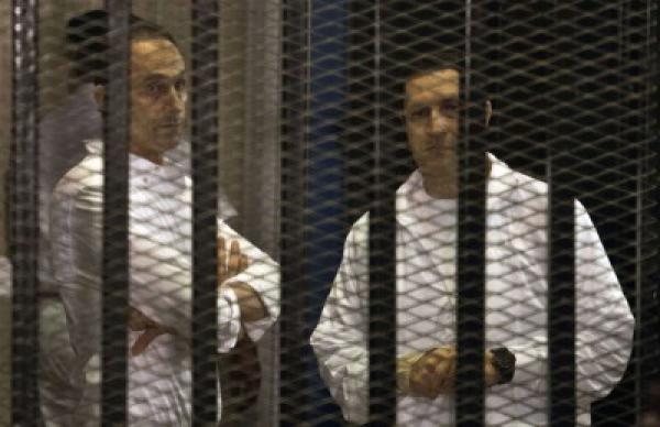 إخلاء سبيل نجلي مبارك بعد قبول طعنهما في قضية &quot;القصور الرئاسية&quot;