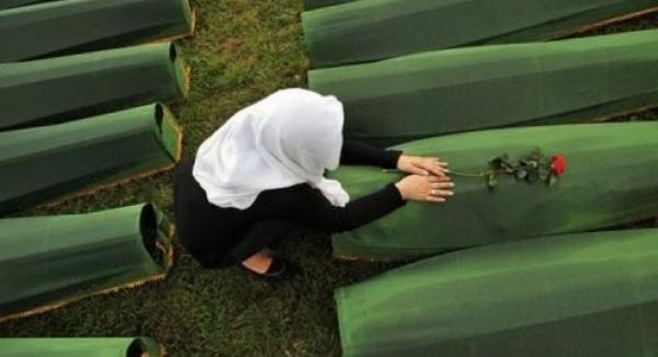 المحكمة الهولندية تقر بمسؤولية المملكة عن قتل نحو 300 مسلم في البوسنة