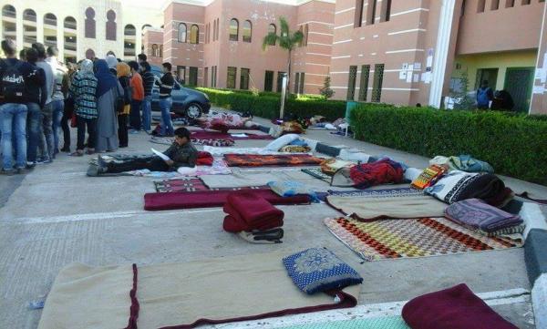 بالصور : اعتصام مفتوح لطلبة  الكلية المتعددة التخصصات والحي الجامعي بني ملال