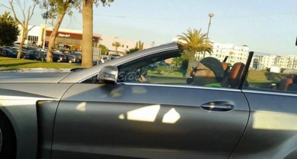 الملك "محمد السادس" ينهي عطلته ويغادر مدينة تطوان