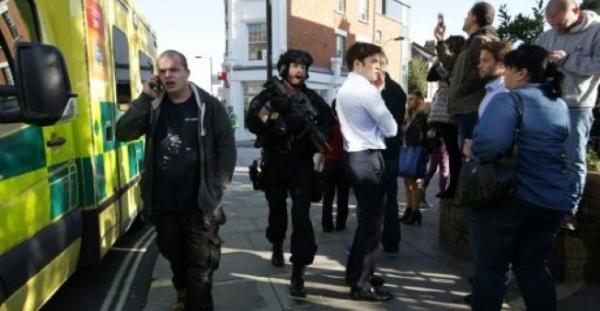 الشرطة البريطانية توقف شابا في الثامنة عشرة على خلفية اعتداء مترو لندن