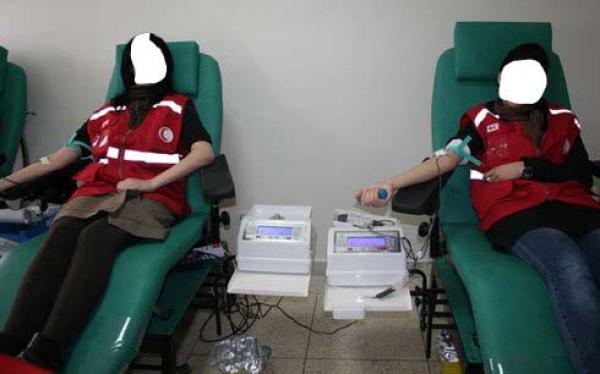 مسؤول بوزارة الصحة يتهم مسعفات بالهلال الأحمر بممارسة الدعارة
