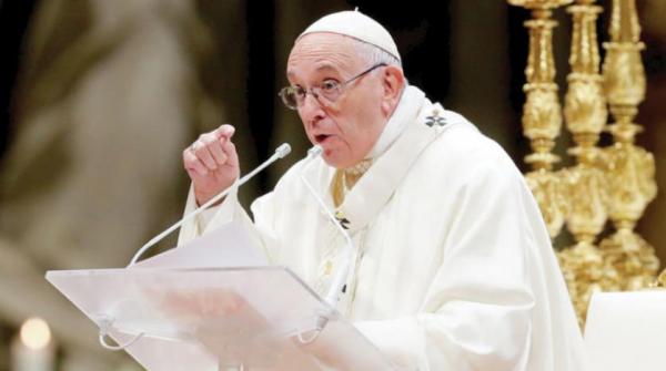 ‬‎البابا فرنسيس يتأخر عن صلاة  التبشير في الفاتيكان بسبب "موقف محرج"
