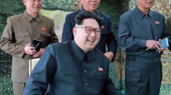 كوريا الشمالية تمنح زعيمها لقب "الشمس الساطعة"