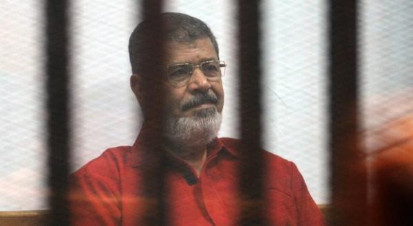 العلامة "الريسوني" ينعي "محمد مرسي" بطريقة مؤثرة ويتهم الجميع بقتله