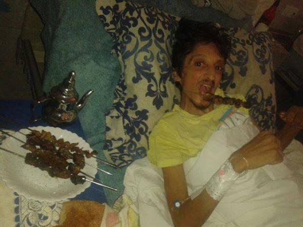 بسبب معاودة المرض..الفنان ”تيكوتا” يمضي العيد في المستشفى