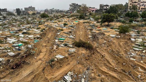 الجيش الإسرائيلي يبحث بين مقابر غزة عن جثت أسراه