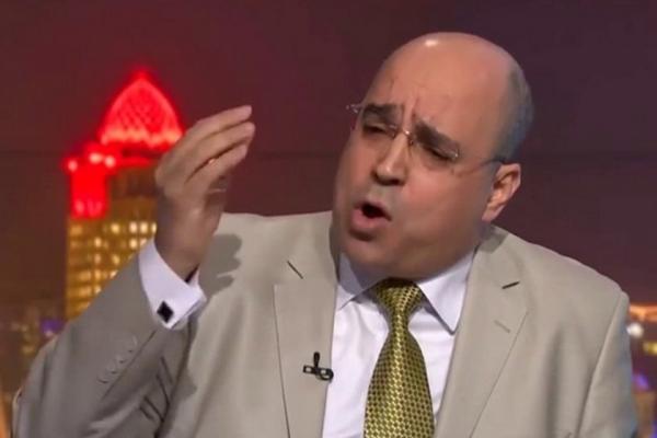 الحقوقي الجزائري "أنور مالك" يقصف الإعلام الجزائري "المسموم" ويفضح ألاعيبه المكشوفة ضد المغرب