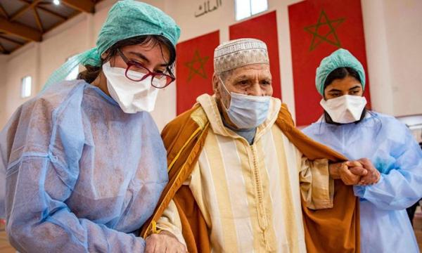 عدد الملقحين بالجرعة الثالثة يقارب 1.5 مليون مغربي وهذا توزيع حصيلة إصابات ووفيات آخر 24 ساعة