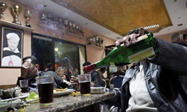 الوزير بوليف : يتراجع استهلاك الكحول...يربح البلد