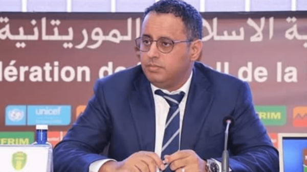 الموريتاني أحمد ولد يحيى ينسحب من سباق رئاسة "الكاف"