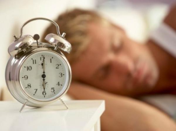 كثرة النوم وقلته تزيدان خطر السكري لدى الرجال